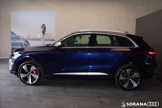 AUDI-SQ5-2025