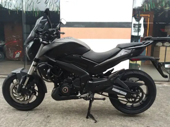 BAJAJ DOMINAR 400 BAJAJ DOMINAR 400