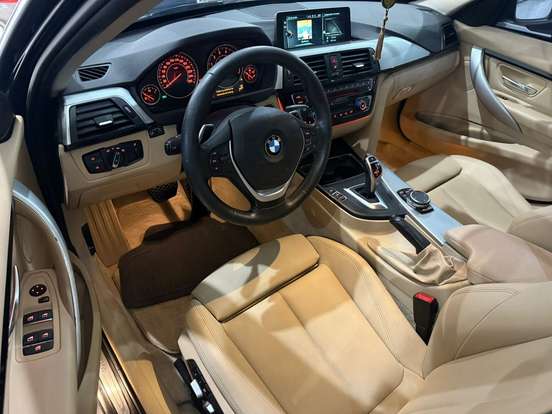 BMW-328i-2.0 M SPORT 16V ACTIVEFLEX 4P AUTOMÁTICO BMW-328i-2016