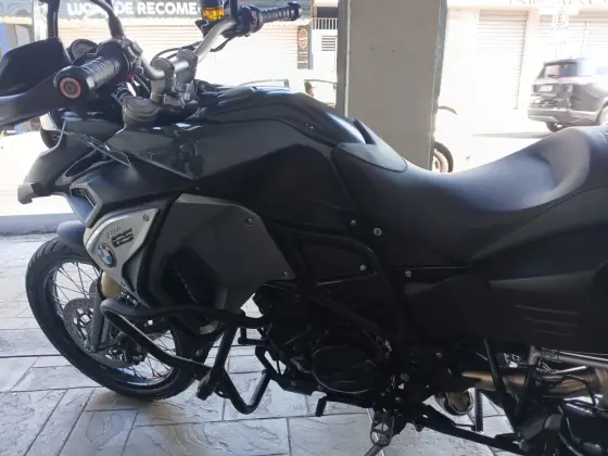 BMW F 800 GS ADVENTURE BMW F 800 GS ADVENTURE