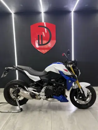 BMW F 900 R SPORT BMW F 900 R SPORT