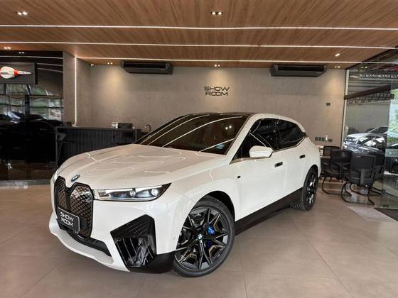 BMW iX ELÉTRICO M60
