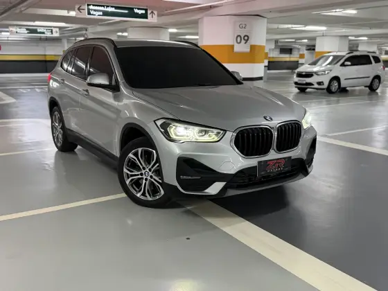 BMW X1 2.0 16V TURBO ACTIVEFLEX SDRIVE20I 4P AUTOMÁTICO BMW X1 2.0 16V TURBO ACTIVEFLEX SDRIVE20I 4P AUTOMÁTICO