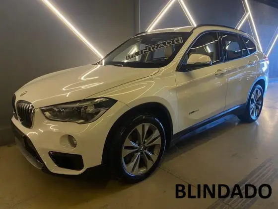 BMW X1 2.0 16V TURBO GASOLINA SDRIVE20I GP 4P AUTOMÁTICO BMW X1 2.0 16V TURBO GASOLINA SDRIVE20I GP 4P AUTOMÁTICO