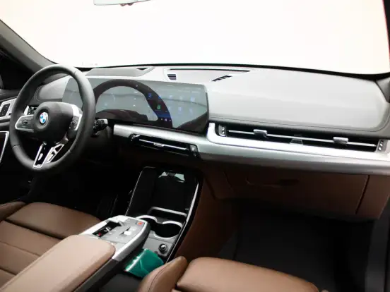 BMW-X1-2.0 16V TURBO GASOLINA SDRIVE20I M SPORT STEPTRONIC BMW-X1-2024