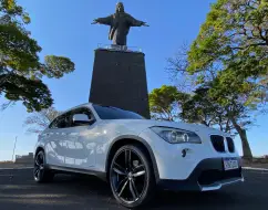 BMW X1 2.0 18I S-DRIVE 4X2 16V GASOLINA 4P AUTOMÁTICO BMW X1 2.0 18I S-DRIVE 4X2 16V GASOLINA 4P AUTOMÁTICO