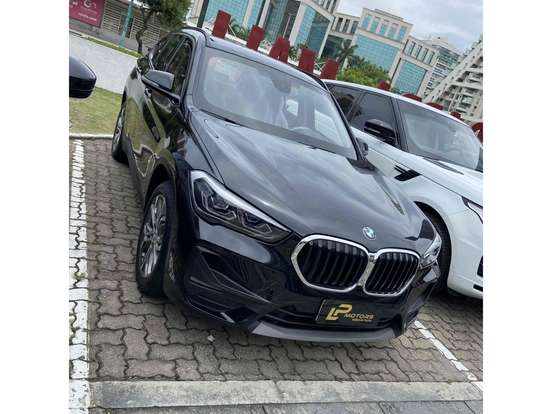 BMW-X1-2021