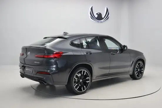 BMW-X4-2020