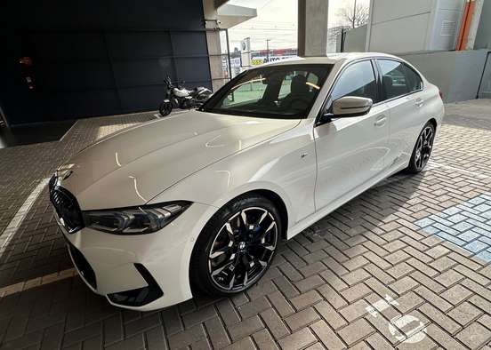 BMW-320i-2025