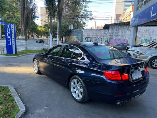 BMW-528i-2012