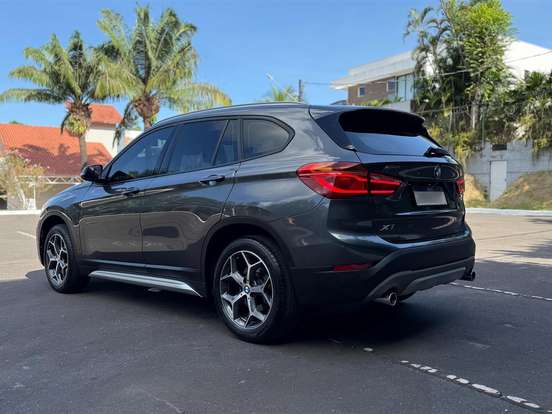 BMW-X1-2.0 16V TURBO ACTIVEFLEX SDRIVE20I 4P AUTOMÁTICO BMW-X1-2018