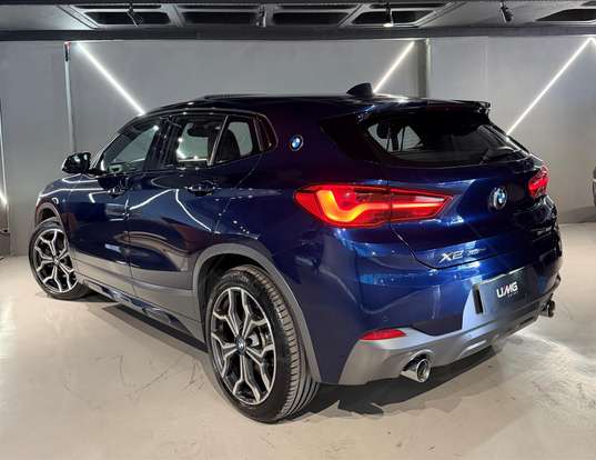 BMW-X2-2019