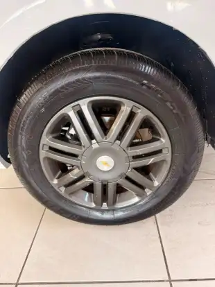 CHEVROLET-MONTANA-2011