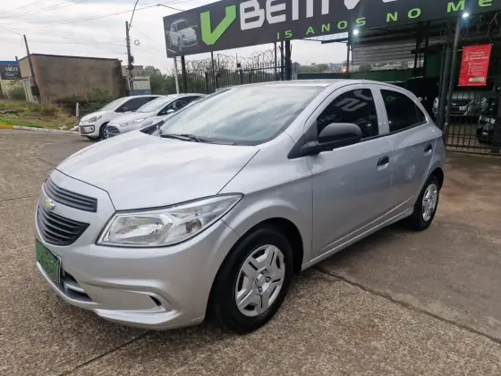 CHEVROLET ONIX 1.0 MPFI JOY 8V FLEX 4P MANUAL CHEVROLET ONIX 1.0 MPFI JOY 8V FLEX 4P MANUAL