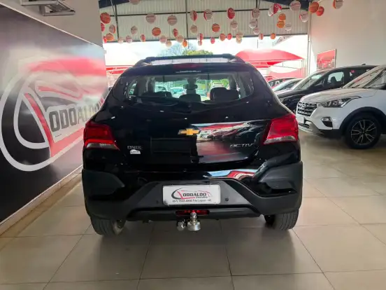 CHEVROLET-ONIX-2019