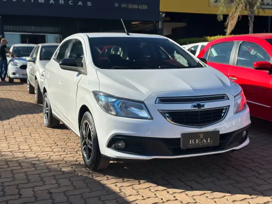 CHEVROLET ONIX 1.4 MPFI LT 8V FLEX 4P MANUAL CHEVROLET ONIX 1.4 MPFI LT 8V FLEX 4P MANUAL