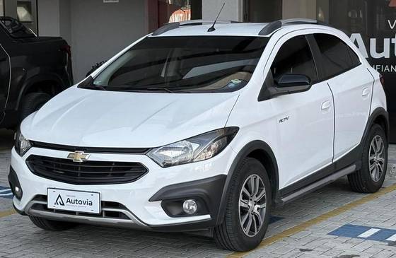 CHEVROLET ONIX 1.4 MPFI ACTIV 8V FLEX 4P MANUAL
