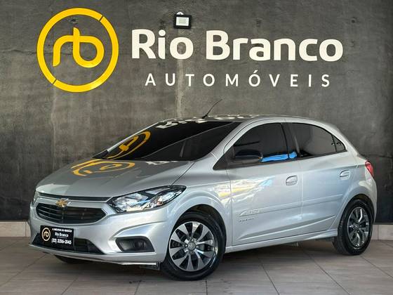 CHEVROLET ONIX 1.4 MPFI ADVANTAGE 8V FLEX 4P AUTOMÁTICO