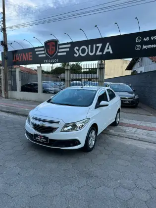 CHEVROLET PRISMA 1.0 MPFI LT 8V FLEX 4P MANUAL CHEVROLET PRISMA 1.0 MPFI LT 8V FLEX 4P MANUAL