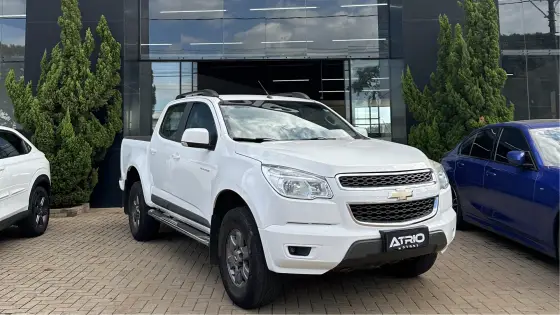 CHEVROLET S10 2.4 ADVANTAGE 4X2 CD 8V FLEX 4P MANUAL CHEVROLET S10 2.4 ADVANTAGE 4X2 CD 8V FLEX 4P MANUAL