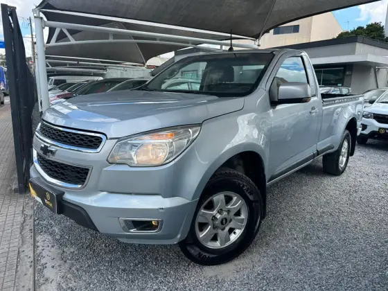 CHEVROLET S10 2.4 MPFI LT 4X2 CS 8V FLEX 2P MANUAL CHEVROLET S10 2.4 MPFI LT 4X2 CS 8V FLEX 2P MANUAL