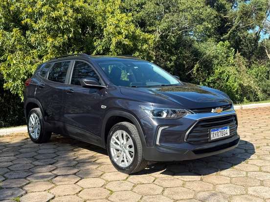 CHEVROLET-TRACKER-2023