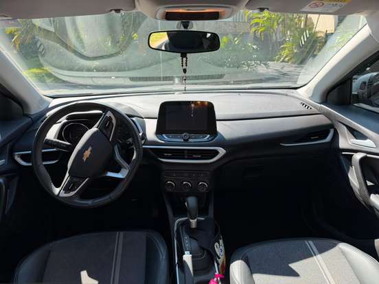 CHEVROLET-TRACKER-2021