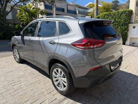 CHEVROLET-TRACKER-2021
