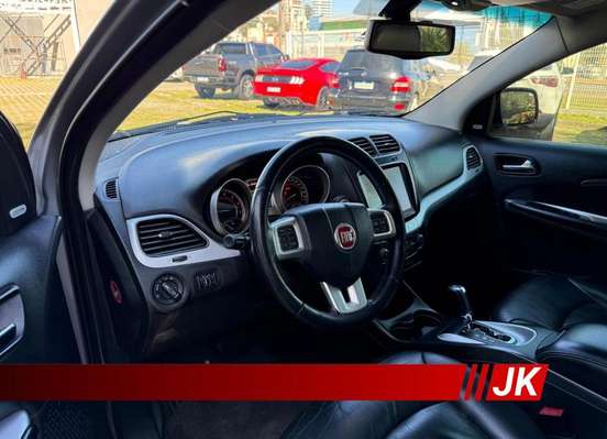 FIAT-FREEMONT-2015