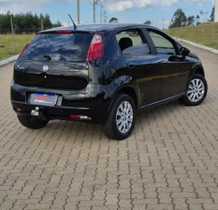 FIAT-PUNTO-1.4 ATTRACTIVE 8V FLEX 4P MANUAL FIAT-PUNTO-2011