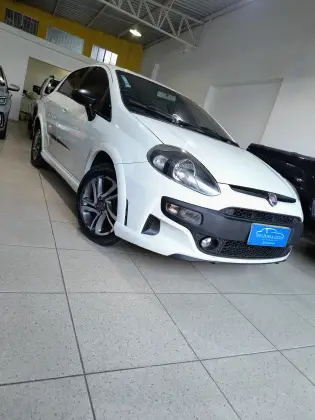 FIAT PUNTO 1.8 BLACKMOTION 16V FLEX 4P MANUAL FIAT PUNTO 1.8 BLACKMOTION 16V FLEX 4P MANUAL