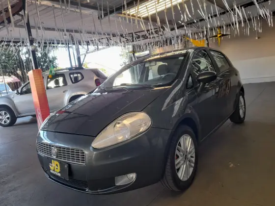 FIAT PUNTO 1.8 ESSENCE 16V FLEX 4P MANUAL