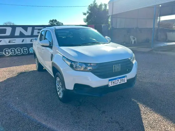 FIAT STRADA 1.3 FIREFLY FLEX FREEDOM CD MANUAL FIAT STRADA 1.3 FIREFLY FLEX FREEDOM CD MANUAL