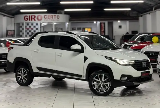 FIAT STRADA 1.3 FIREFLY FLEX VOLCANO CD CVT FIAT STRADA 1.3 FIREFLY FLEX VOLCANO CD CVT