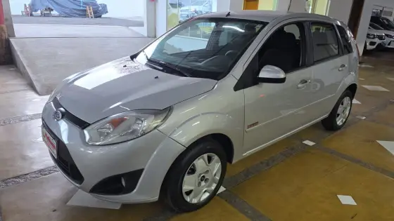 FORD FIESTA 1.6 MPI CLASS HATCH 8V FLEX 4P MANUAL FORD FIESTA 1.6 MPI CLASS HATCH 8V FLEX 4P MANUAL