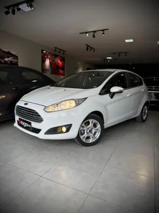 FORD FIESTA 1.6 SE HATCH 16V FLEX 4P POWERSHIFT FORD FIESTA 1.6 SE HATCH 16V FLEX 4P POWERSHIFT