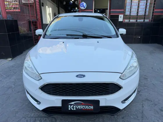 FORD FOCUS 1.6 SE 16V FLEX 4P MANUAL FORD FOCUS 1.6 SE 16V FLEX 4P MANUAL