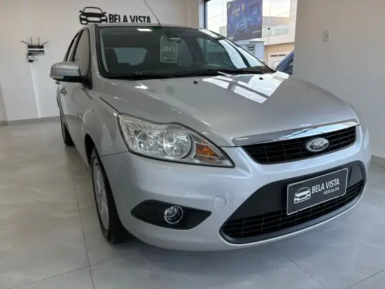 FORD FOCUS 2.0 GLX 16V FLEX 4P MANUAL FORD FOCUS 2.0 GLX 16V FLEX 4P MANUAL