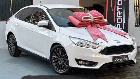 FORD FOCUS 2.0 SE PLUS 16V FLEX 4P POWERSHIFT FORD FOCUS 2.0 SE PLUS 16V FLEX 4P POWERSHIFT