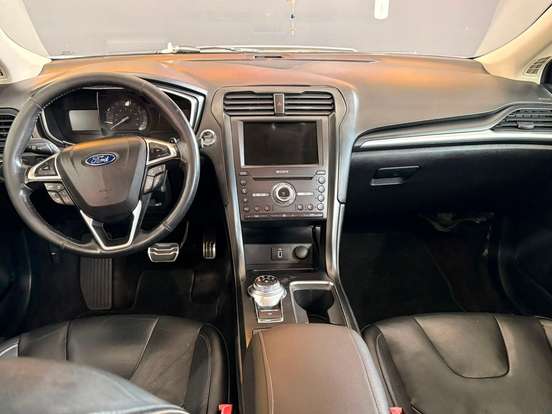 FORD-FUSION-2016