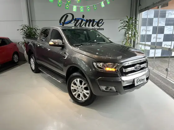 FORD RANGER 3.2 XLT 4X4 CD 20V DIESEL 4P AUTOMÁTICO FORD RANGER 3.2 XLT 4X4 CD 20V DIESEL 4P AUTOMÁTICO