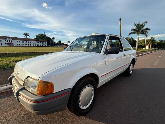 FORD ESCORT 1.0 HOBBY 8V GASOLINA 2P MANUAL