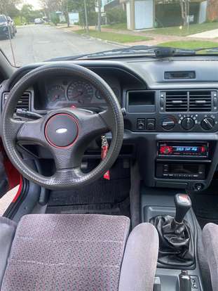 FORD-ESCORT-1993