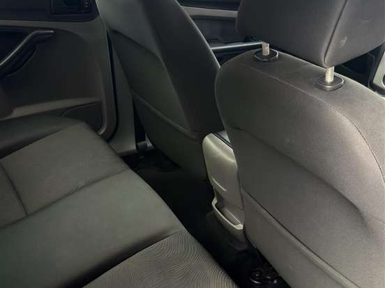 FORD-FOCUS-2.0 GLX SEDAN 16V FLEX 4P AUTOMÁTICO FORD-FOCUS-2012