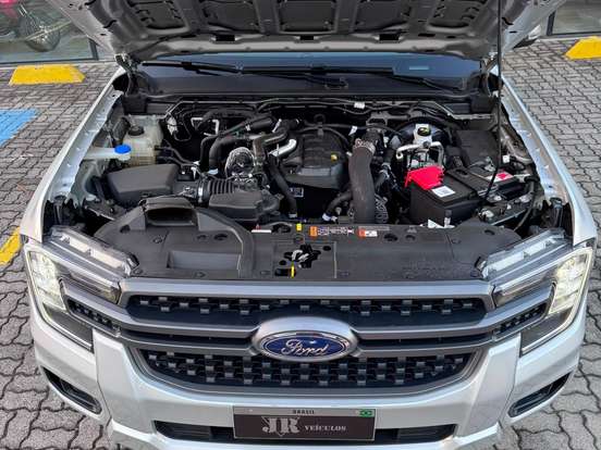 FORD-RANGER-2.0 TURBO DIESEL CD XLS 4X4 AUTOMÁTICO FORD-RANGER-2024