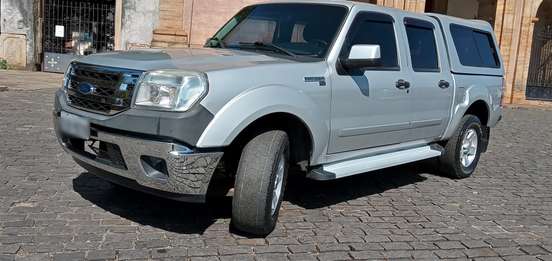 FORD-RANGER-2011