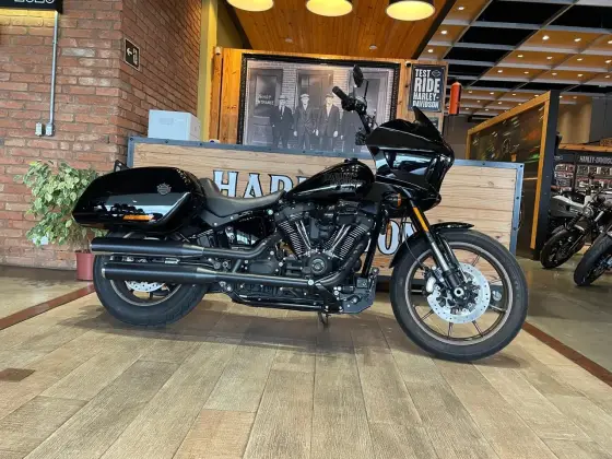 HARLEY-DAVIDSON LOW RIDER ST HARLEY-DAVIDSON LOW RIDER ST