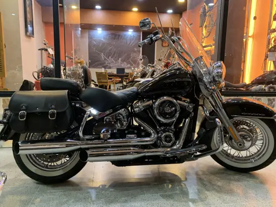 HARLEY-DAVIDSON SOFTAIL DELUXE HARLEY-DAVIDSON SOFTAIL DELUXE