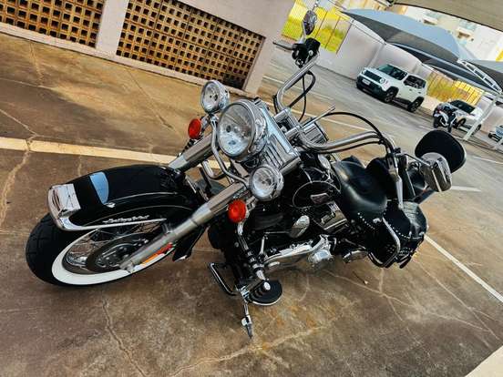 HARLEY-DAVIDSON-SOFTAIL HERITAGE CLASSIC-2014