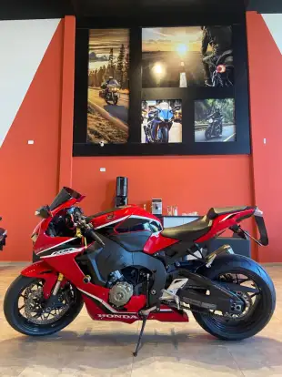 HONDA-CBR 1000RR FIREBLADE HONDA-CBR 1000RR FIREBLADE-2018